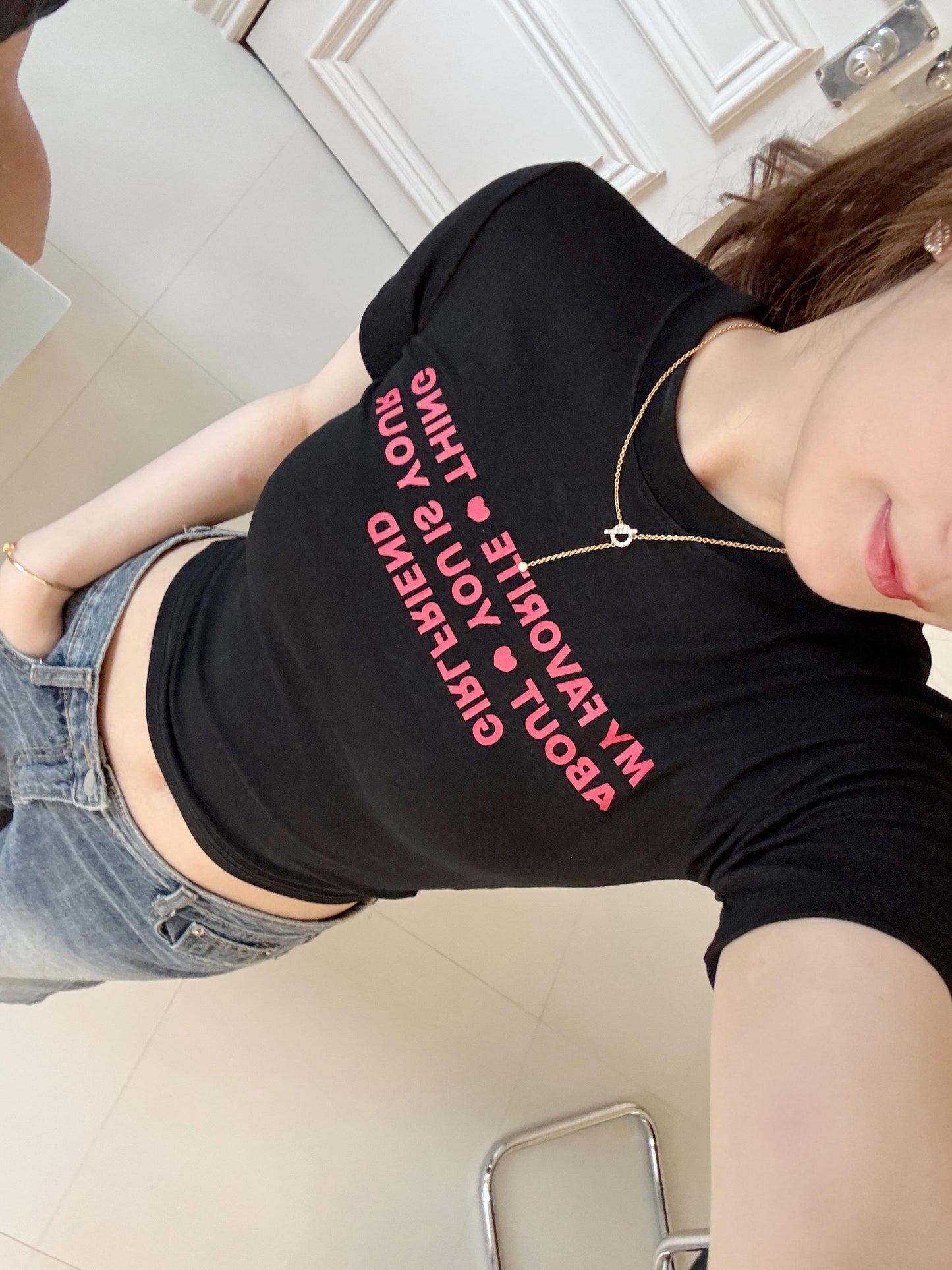GIRLFRIEND TEE