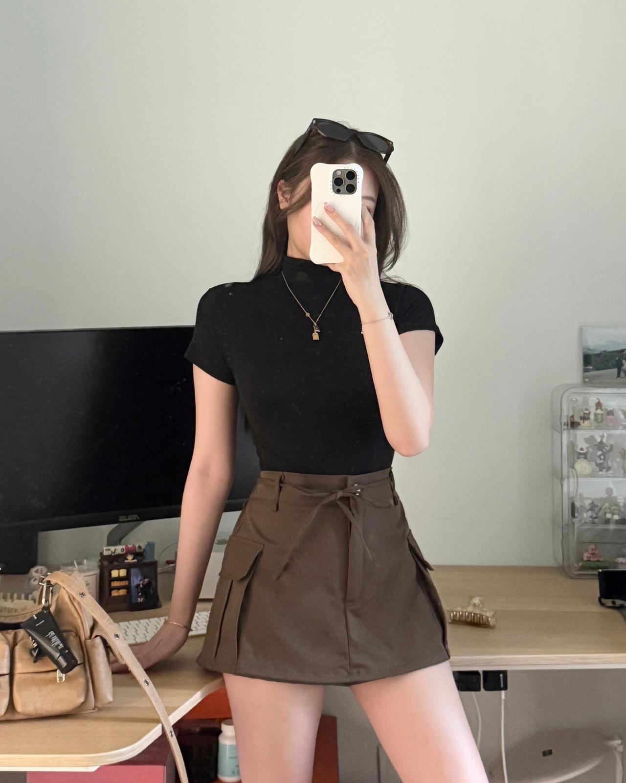 3色CLEAN FIT高領軟糯短TEE