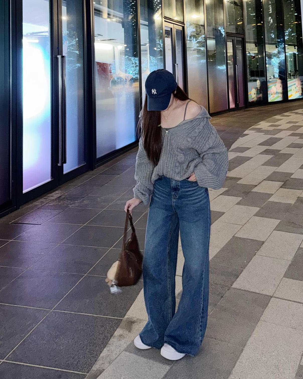 RIPPED END 闊腳牛仔褲