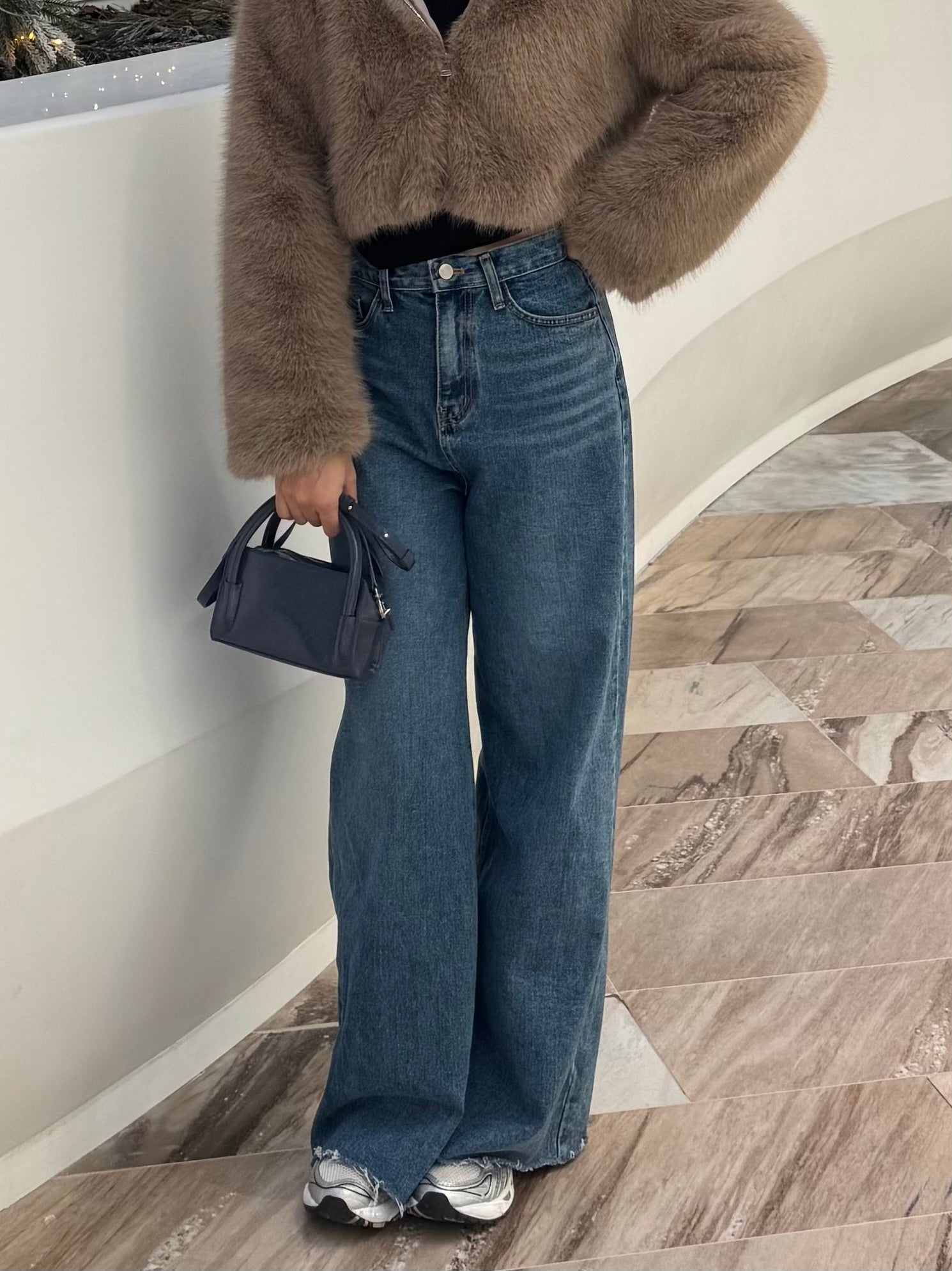 RIPPED END 闊腳牛仔褲