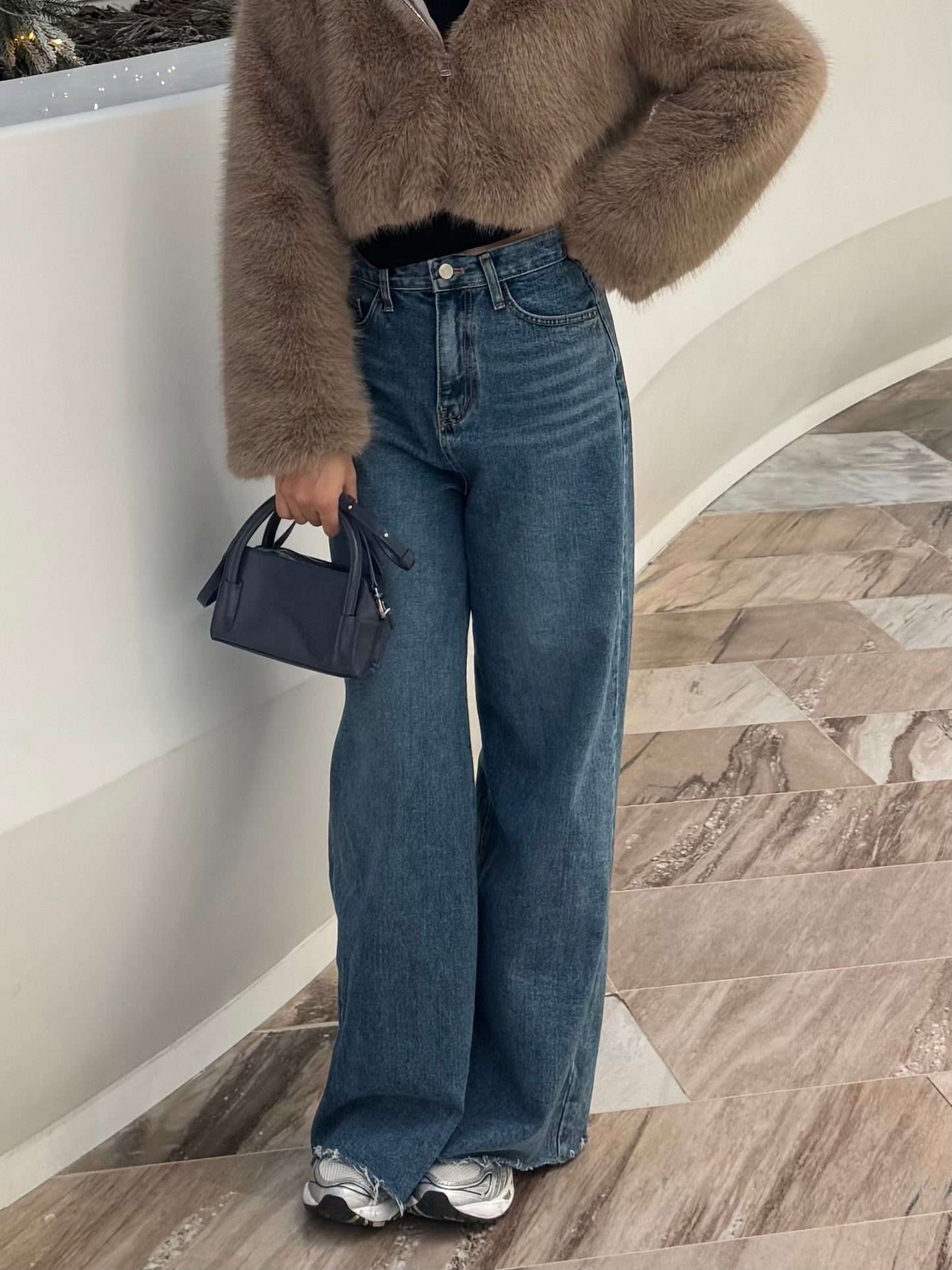 RIPPED END 闊腳牛仔褲