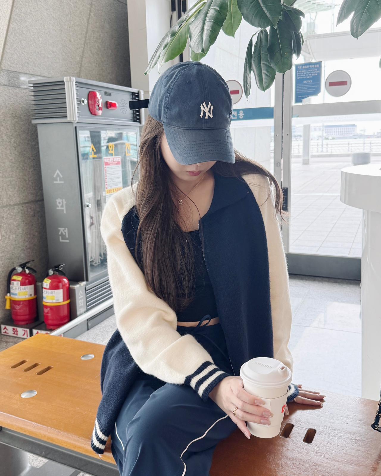 拼色拉鍊針織外套