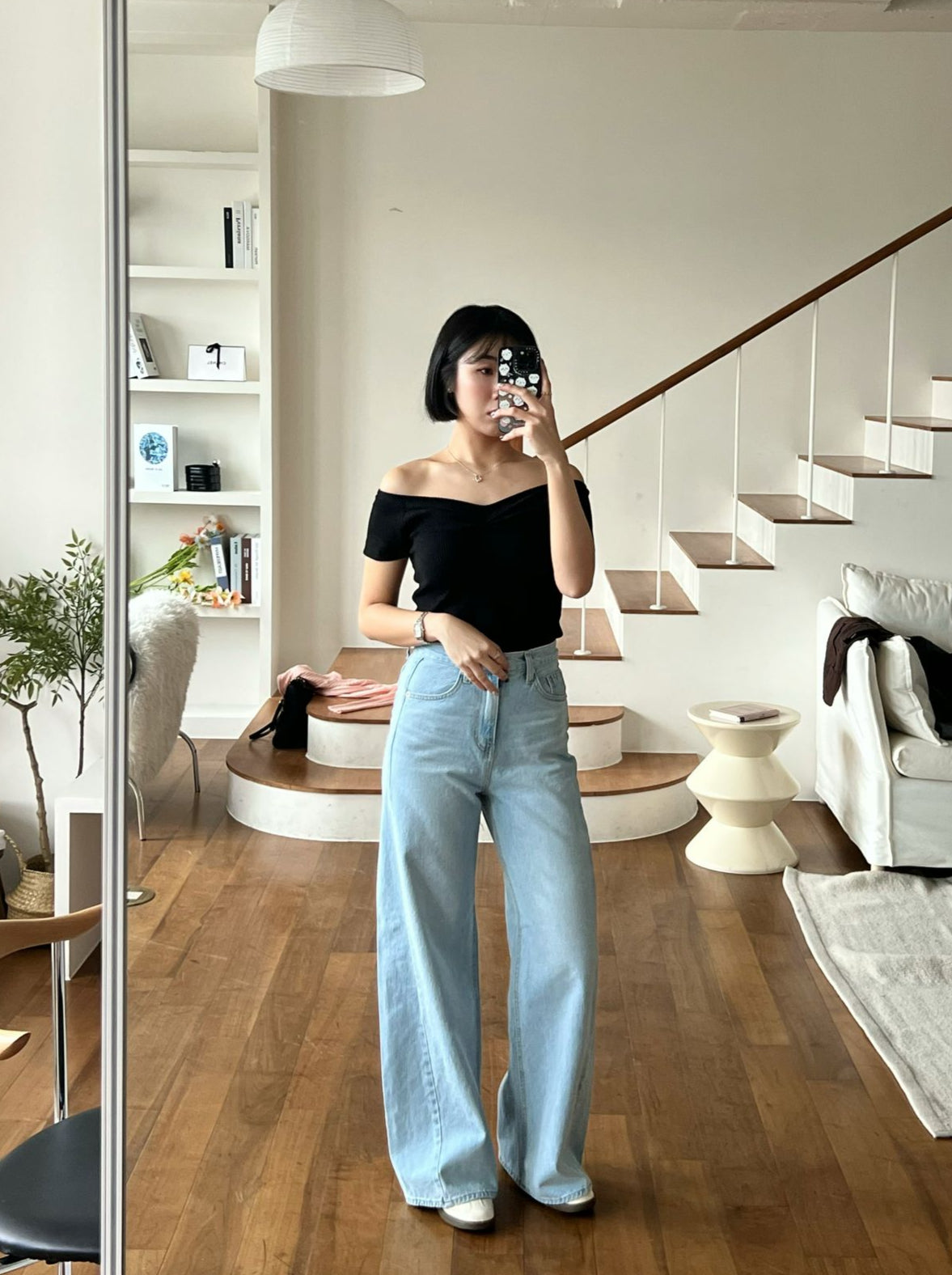 淺藍車線闊腳牛仔褲