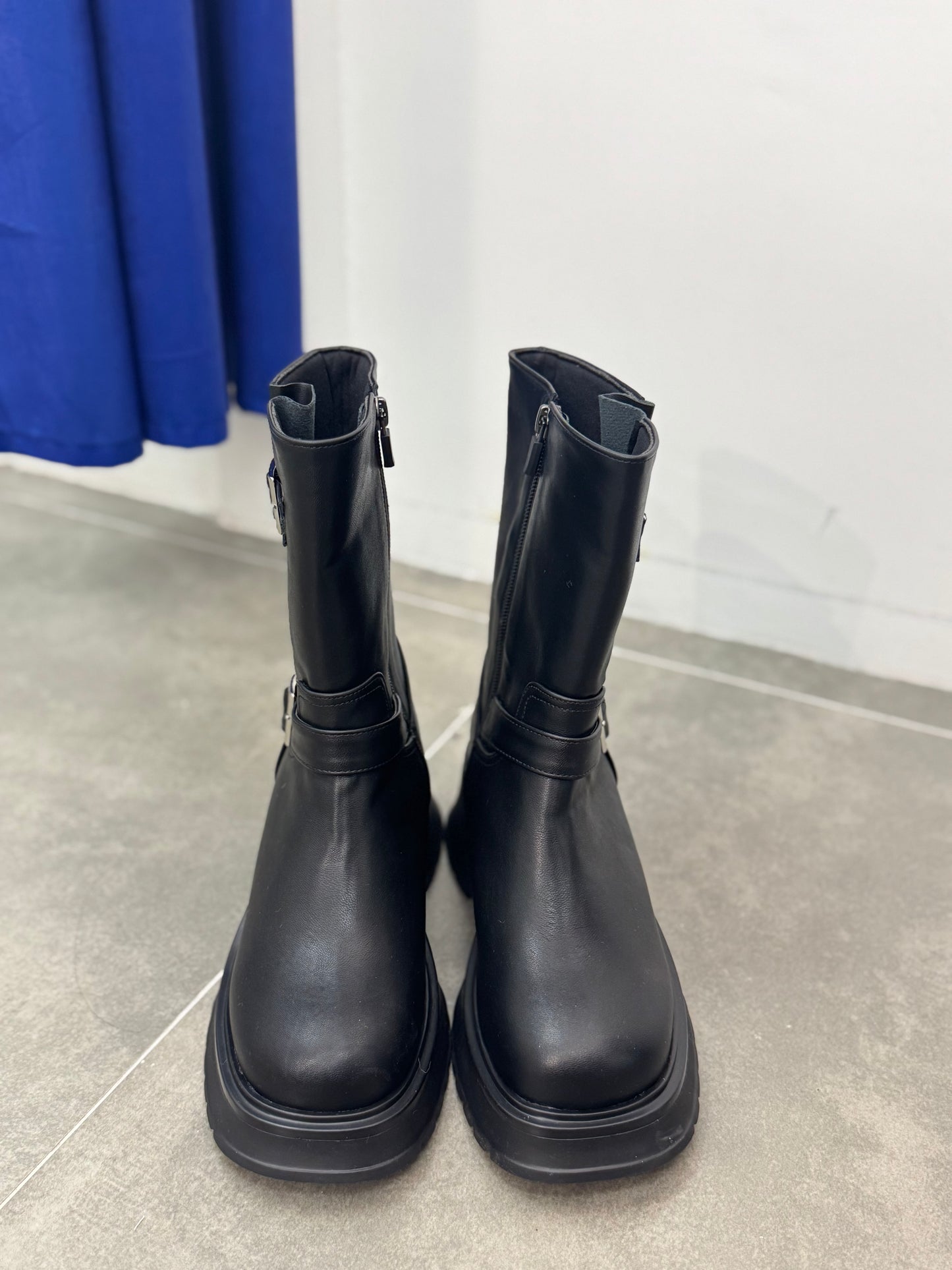 增高柔軟方釦短BOOT(6CM)