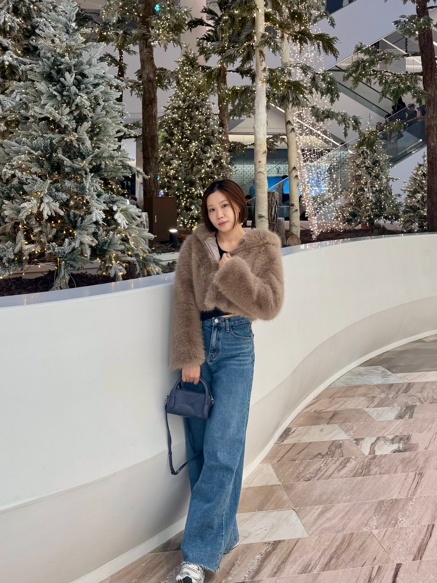 短版連帽毛毛外套