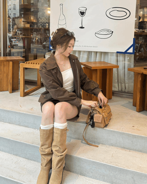 AUTUMN拉鍊短版外套