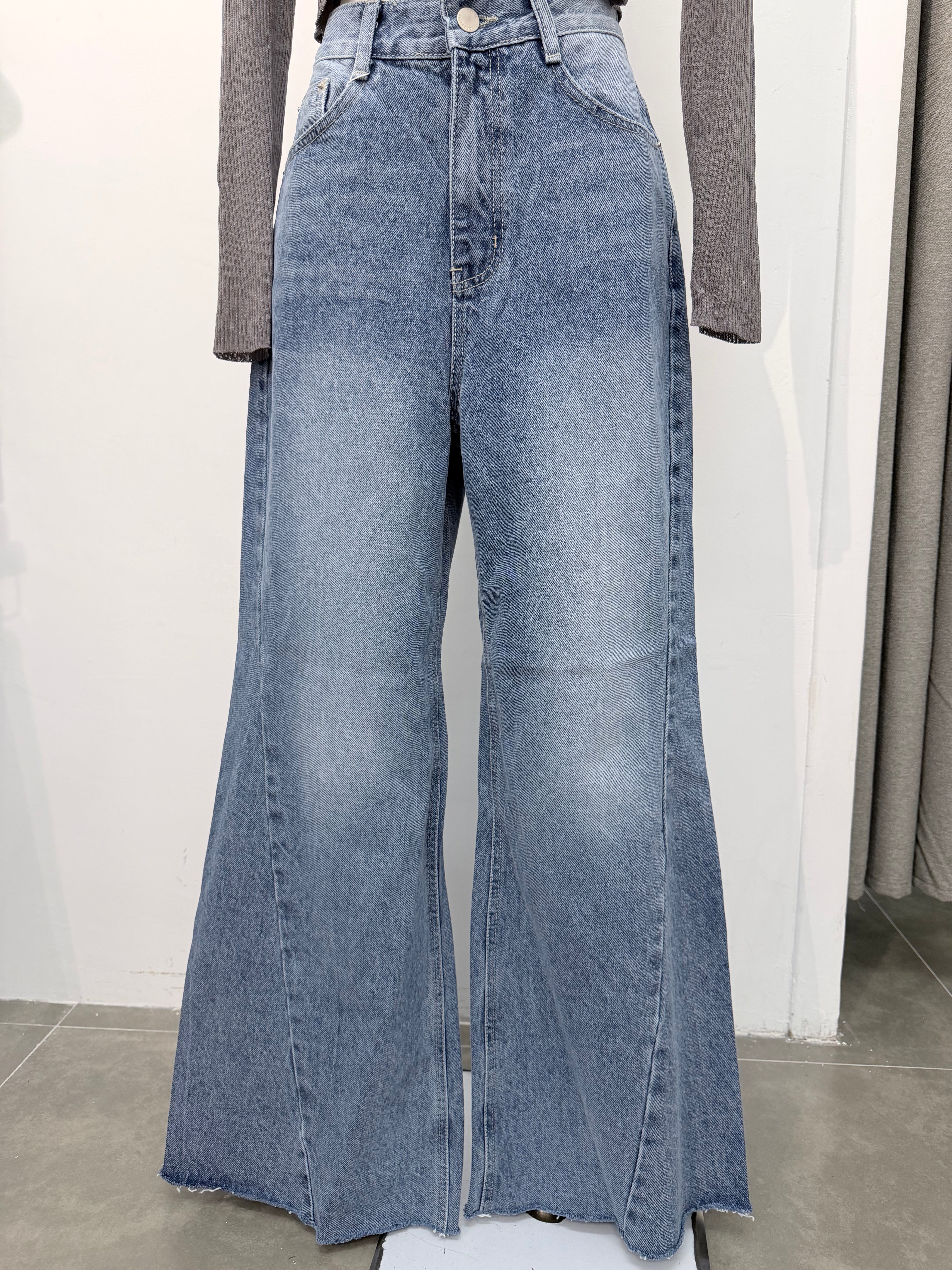 洗水車線爛腳牛仔褲