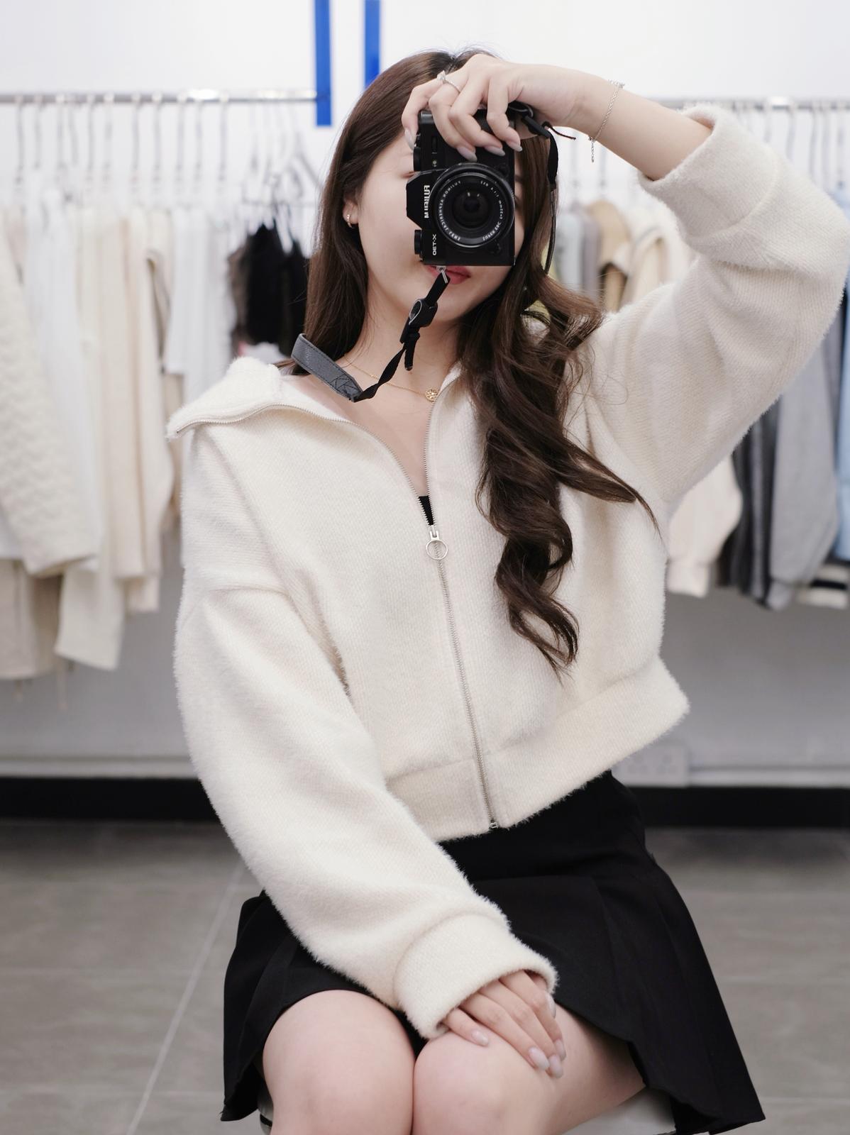 SOFT FAUX FUR ZIP-UP JACKET