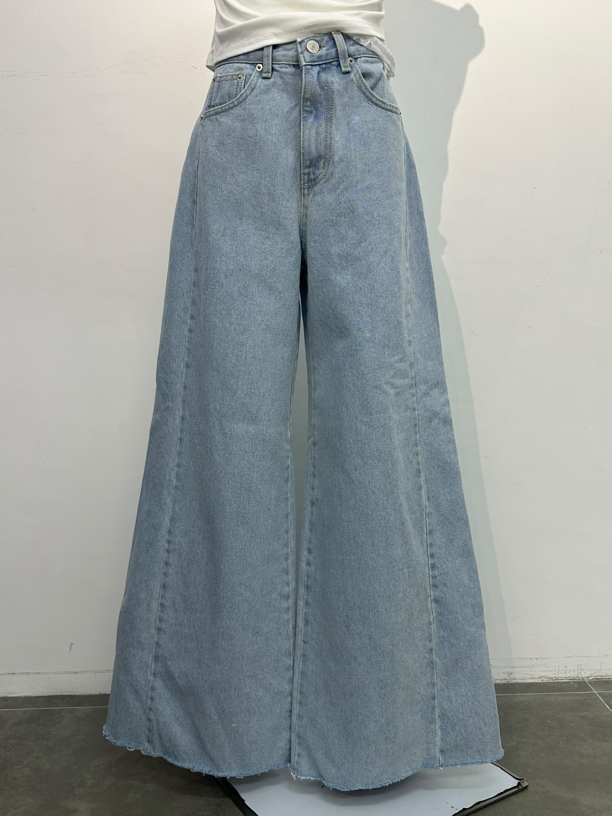 WIDE CUT直腳牛仔褲