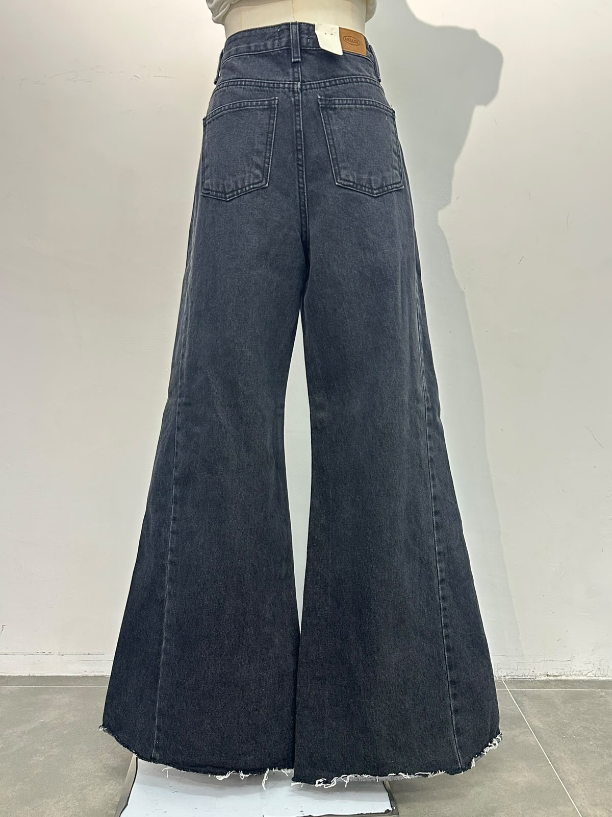 WIDE CUT直腳牛仔褲