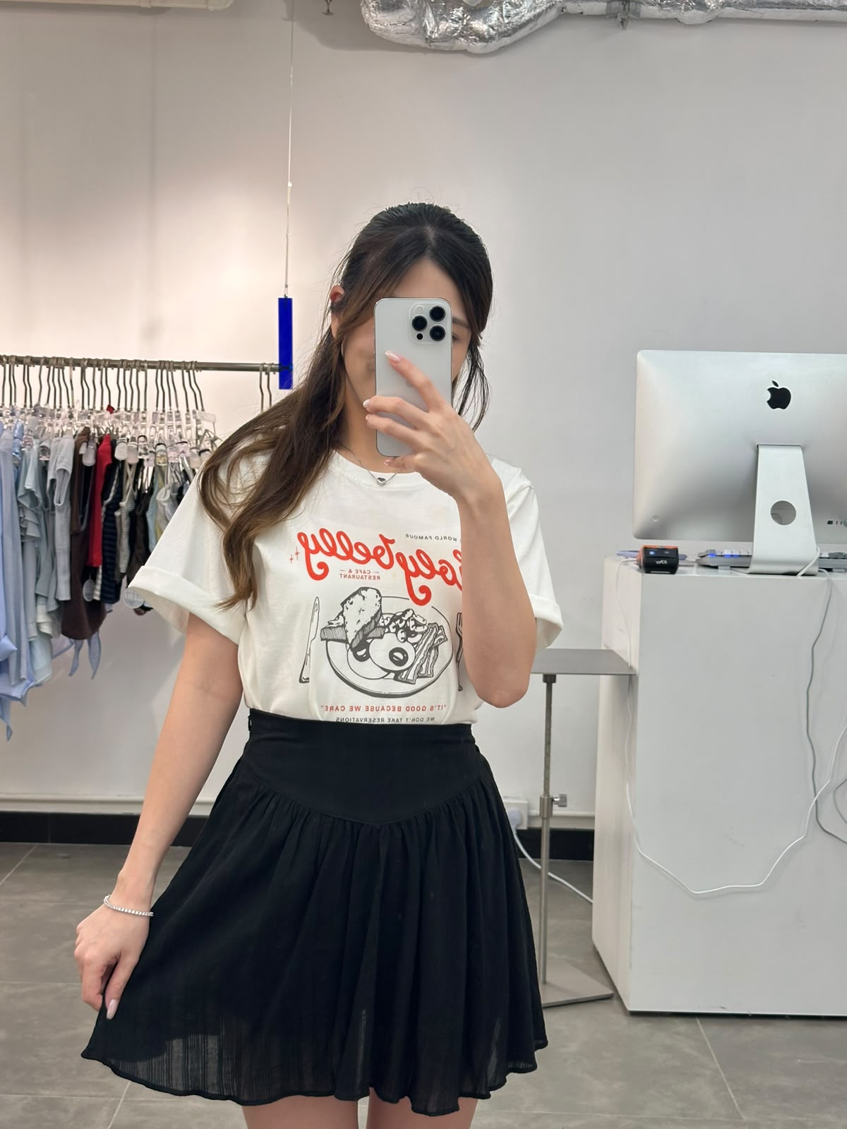 VINTAGE BRUNCH TEE