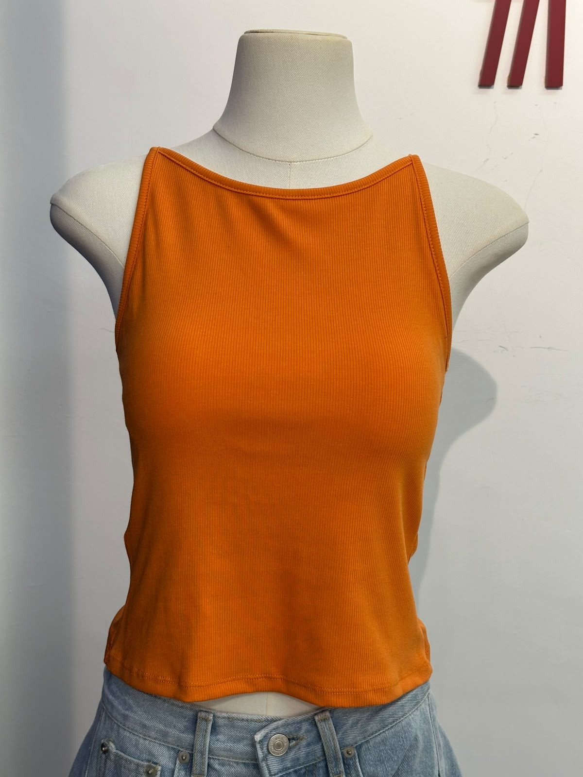 SQUARE CUT BRATOP