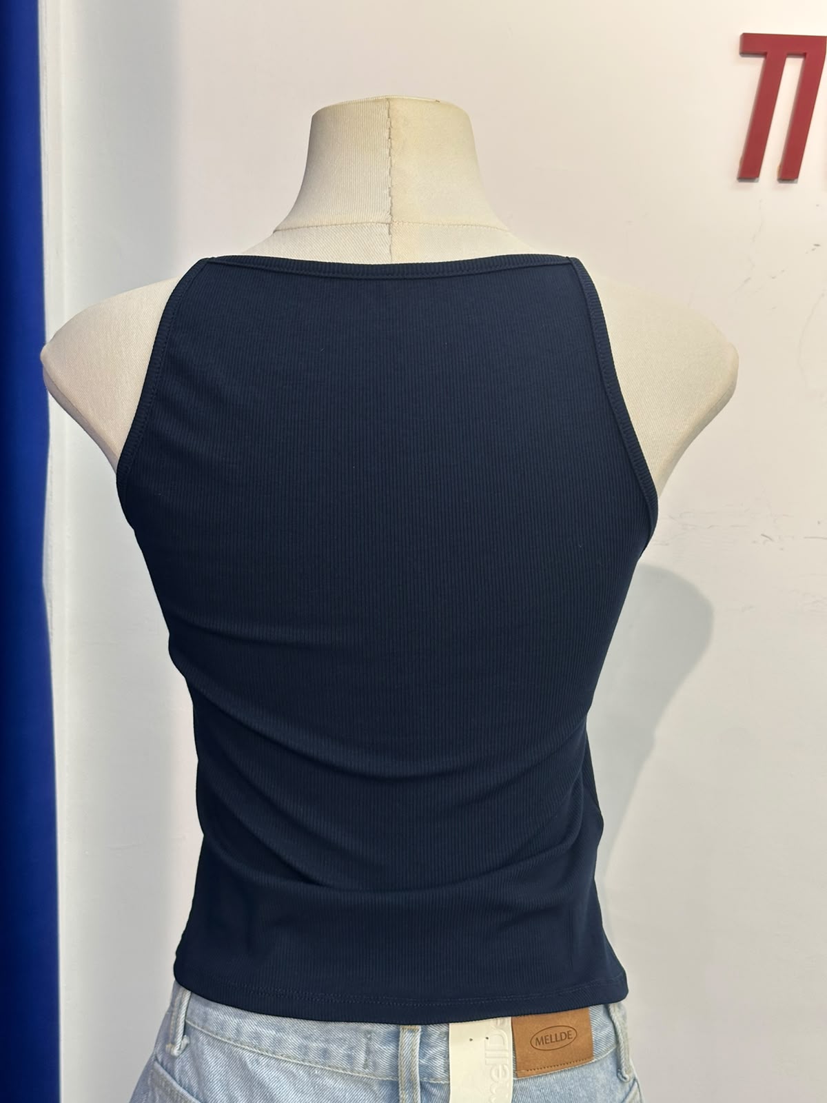 SQUARE CUT BRATOP