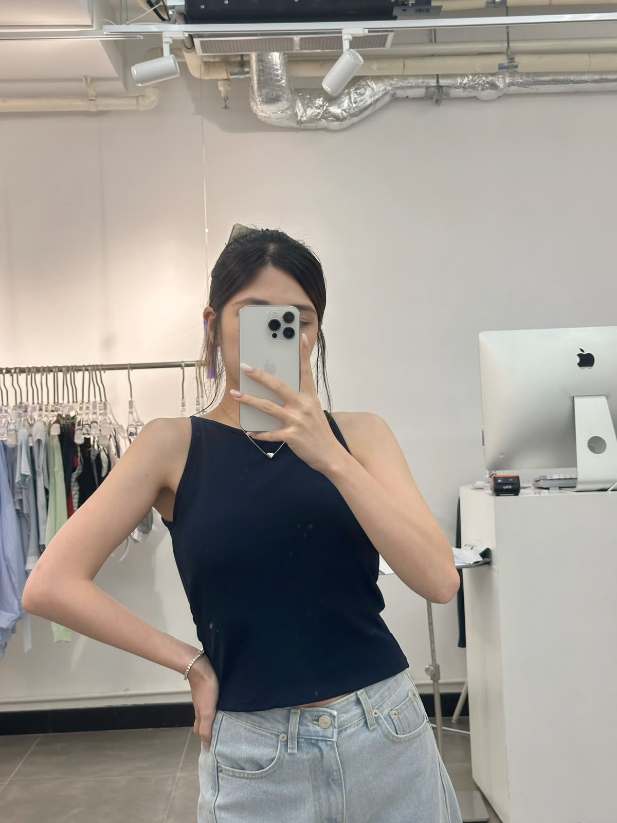 SQUARE CUT BRATOP