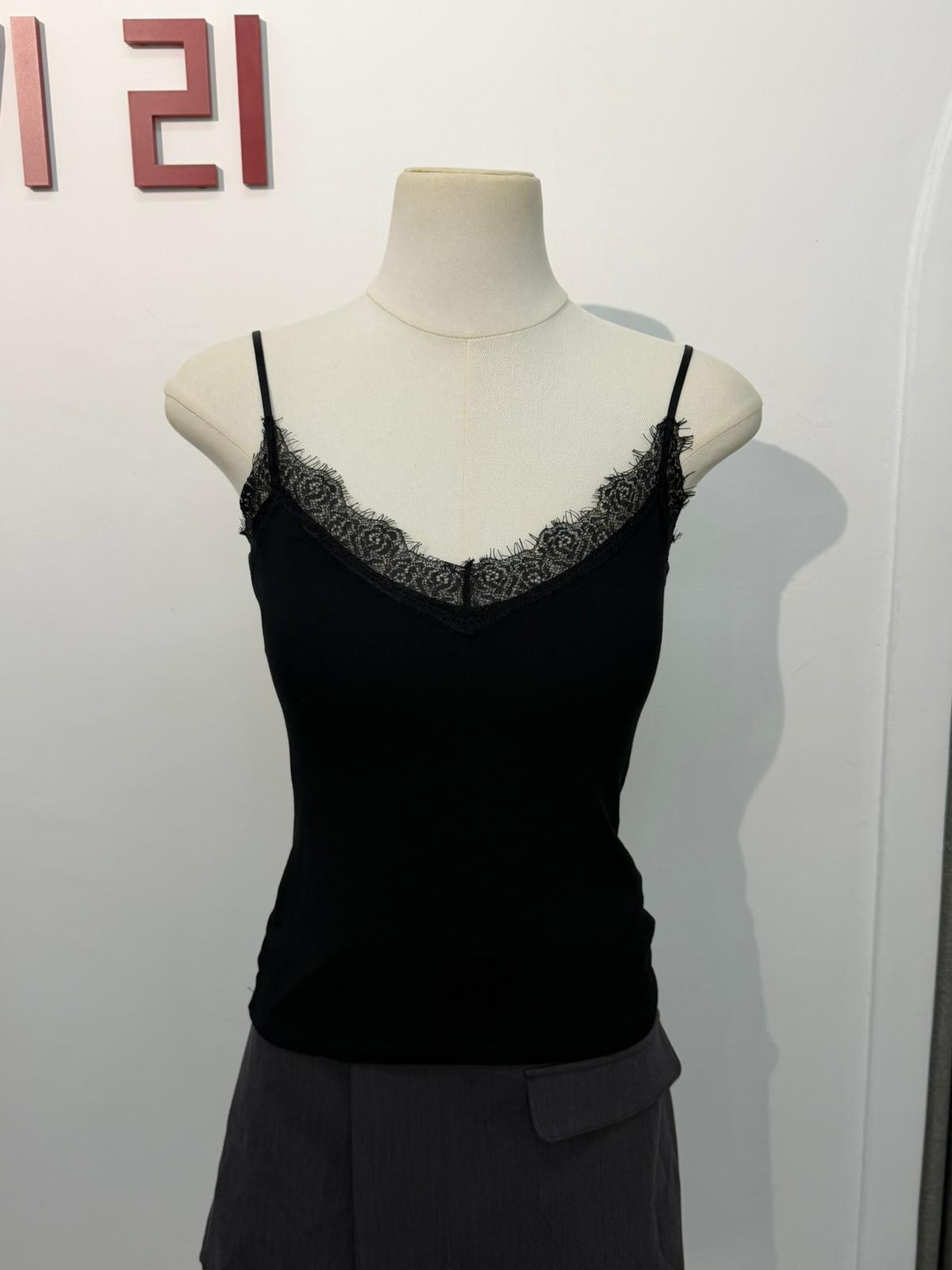 V LACE BRATOP