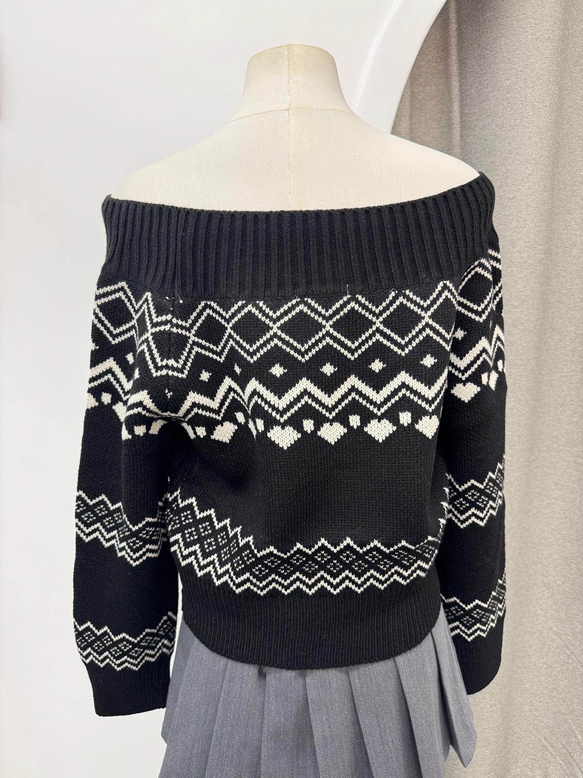 NORDIC露肩圖案針織上衣