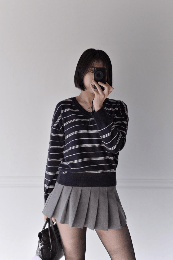 CASHMERE V領間條薄針織