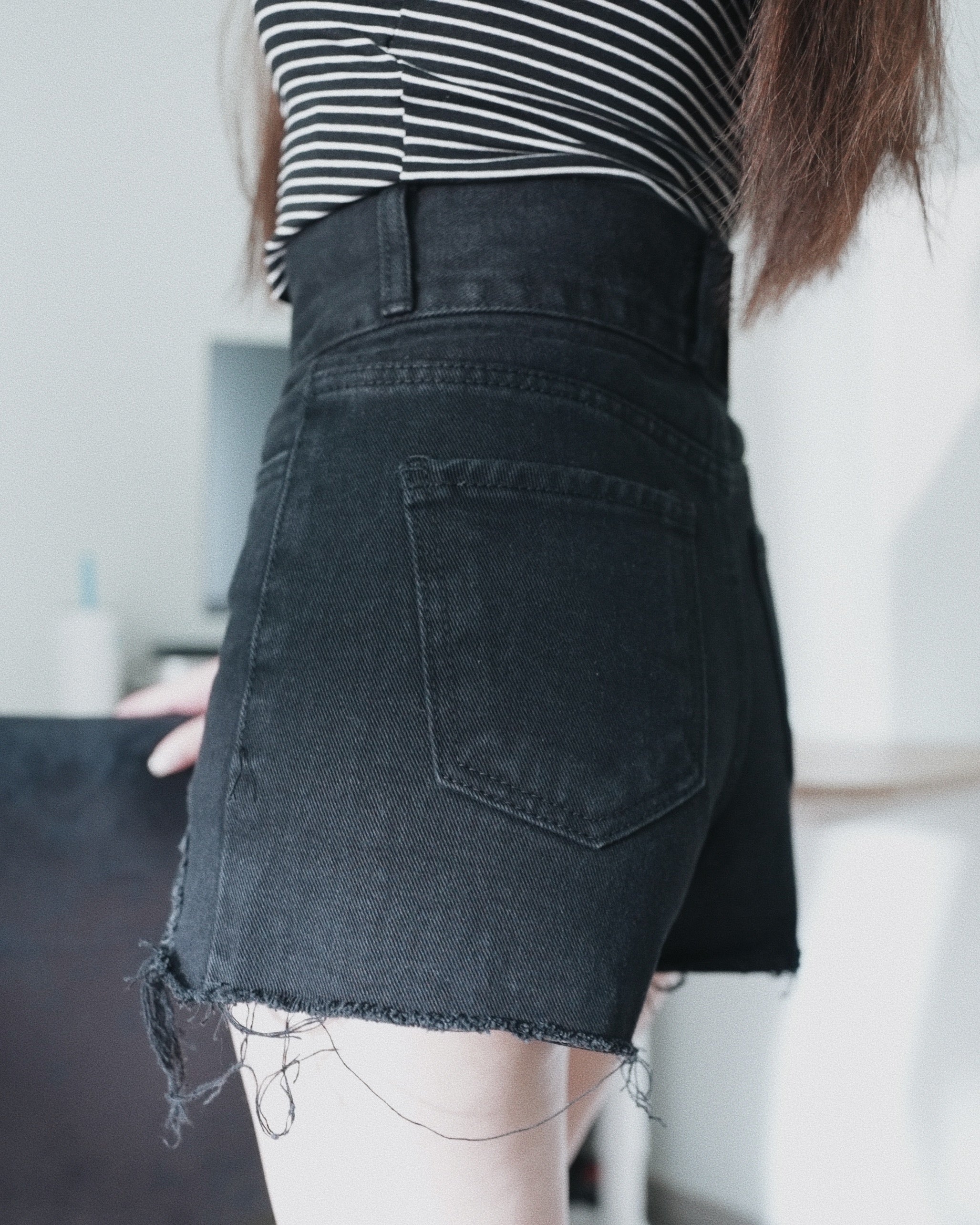 VINTAGE HIGH WAIST DENIM SHORT