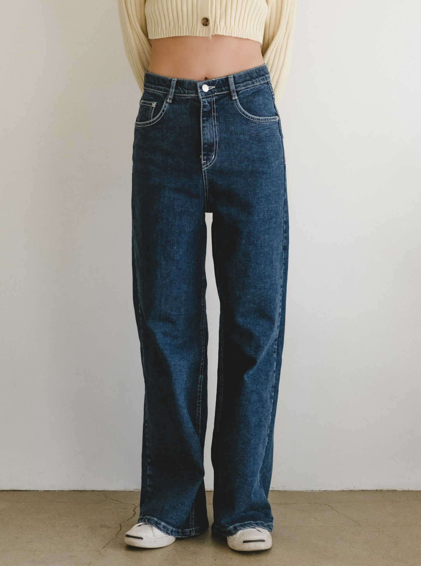 DARK BLUE VINTAGE JEANS