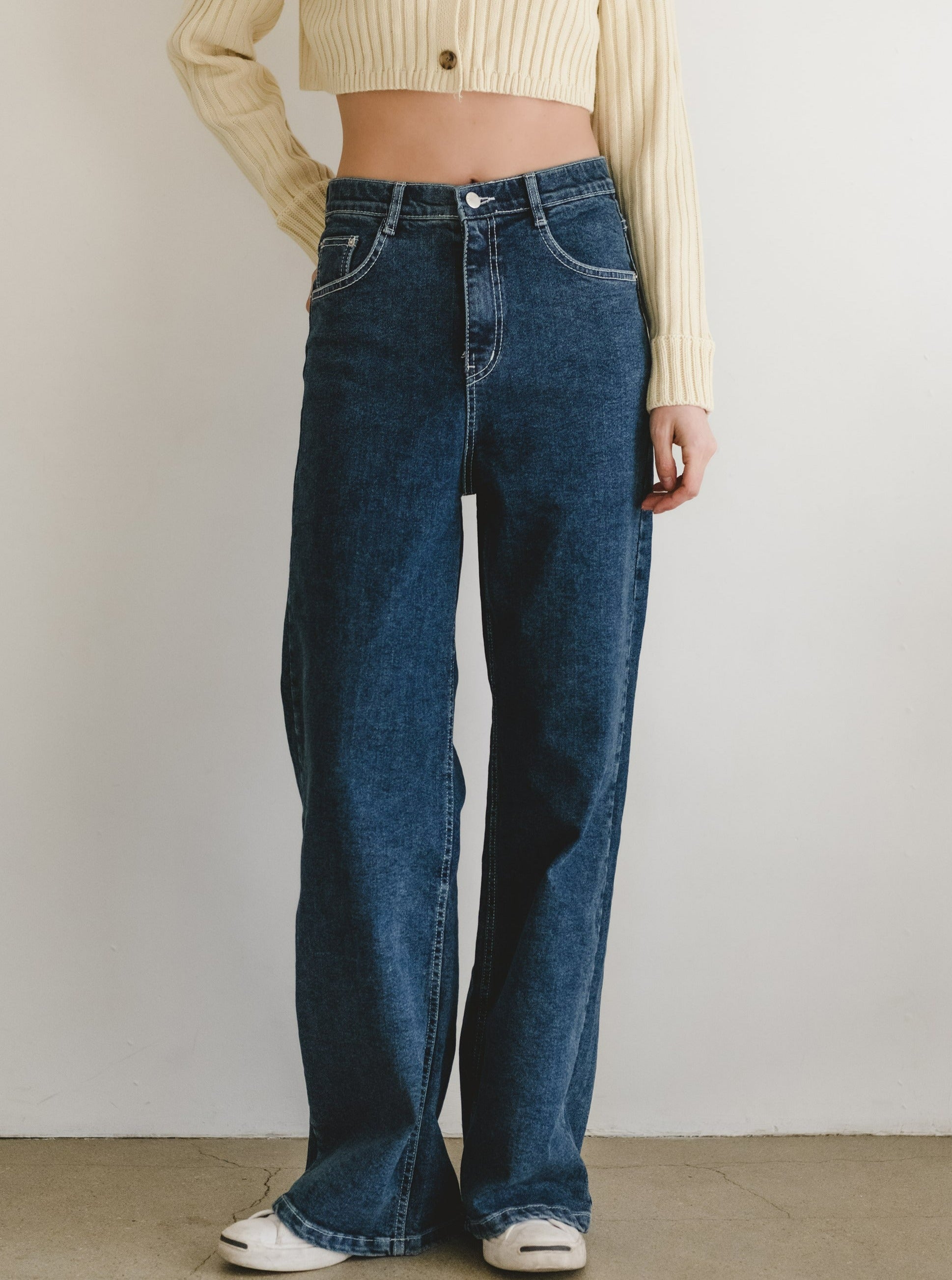 DARK BLUE VINTAGE JEANS