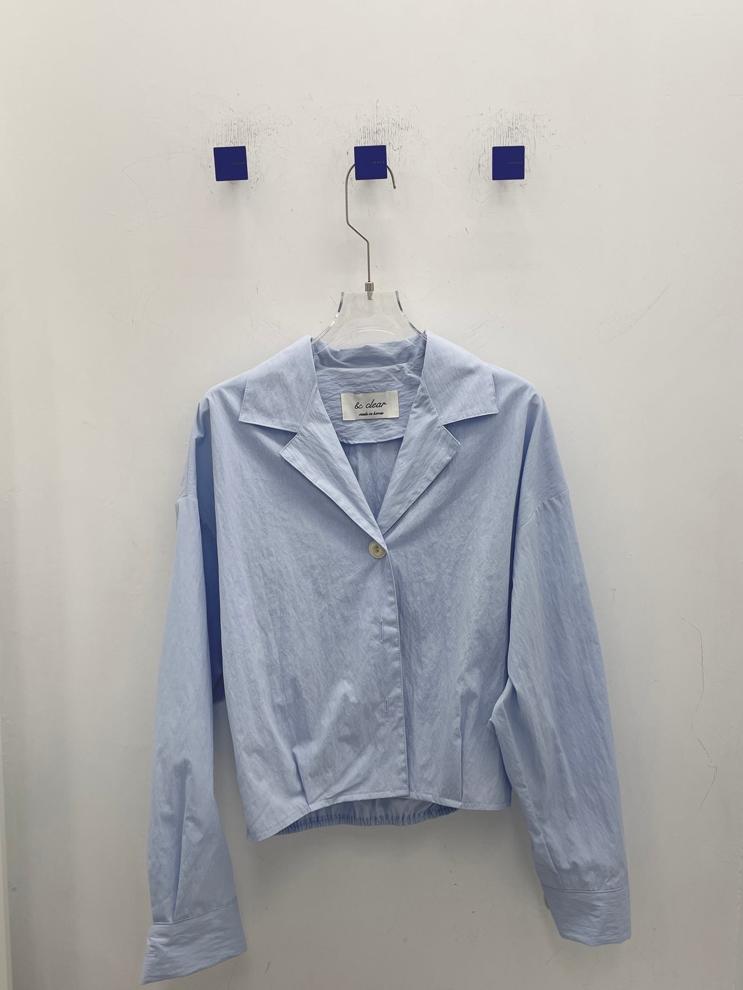 CLEAR BUTTON SHIRT